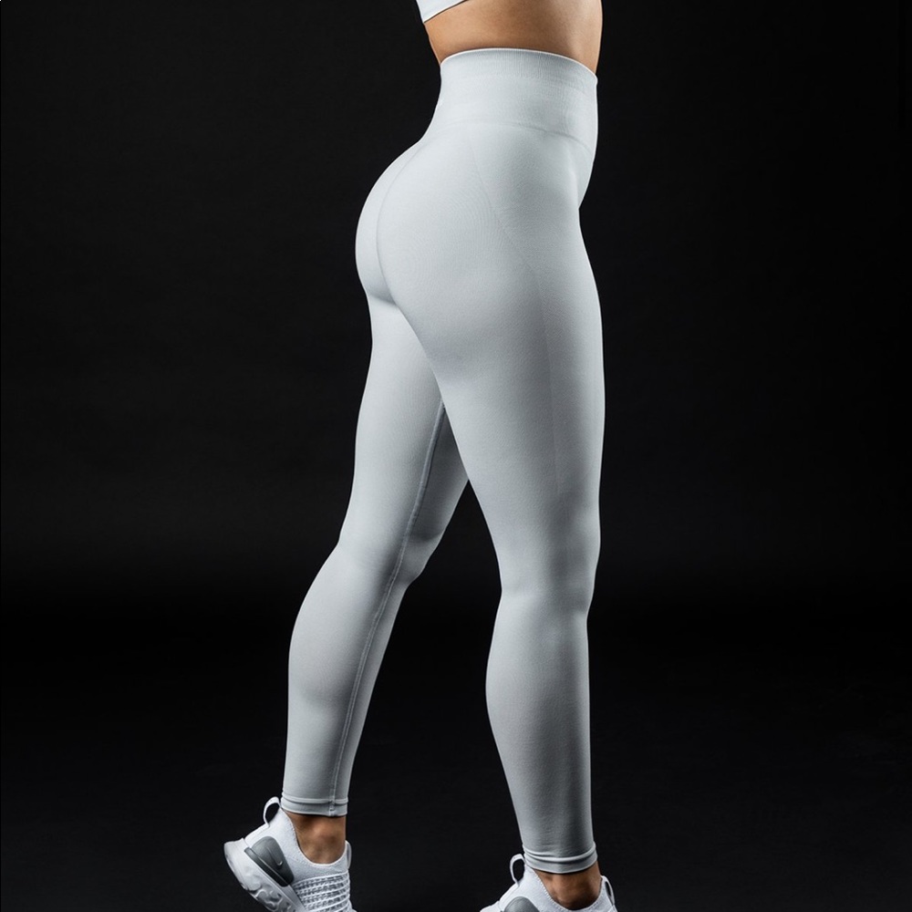 Alphalete Amplify Leggings - Silver Sky